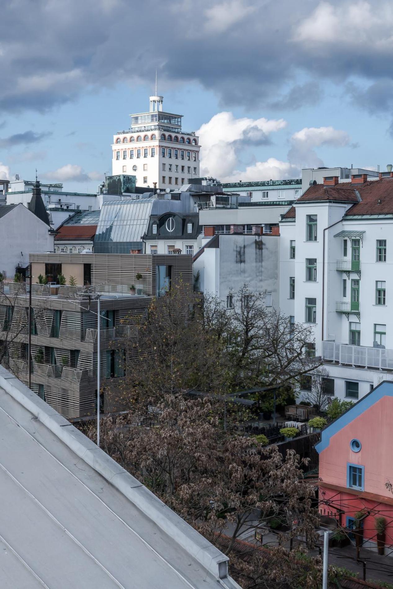 Authentic City Stay Lublana Zewnętrze zdjęcie